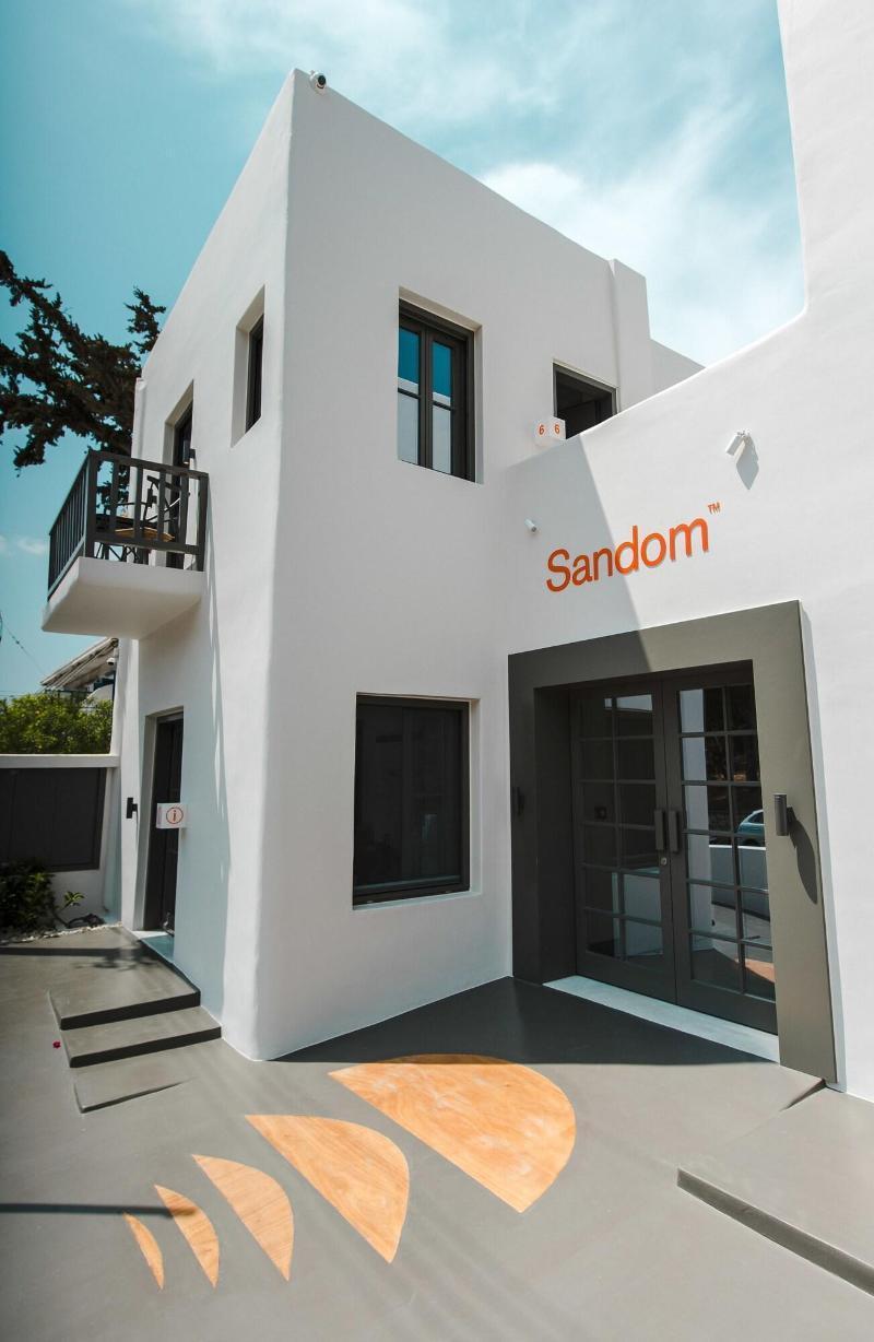 Sandom Parikia  Exterior photo